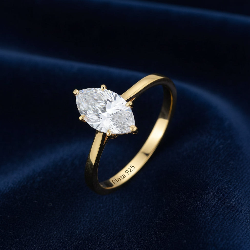 R031 Anillo plata enchapado en ORO
