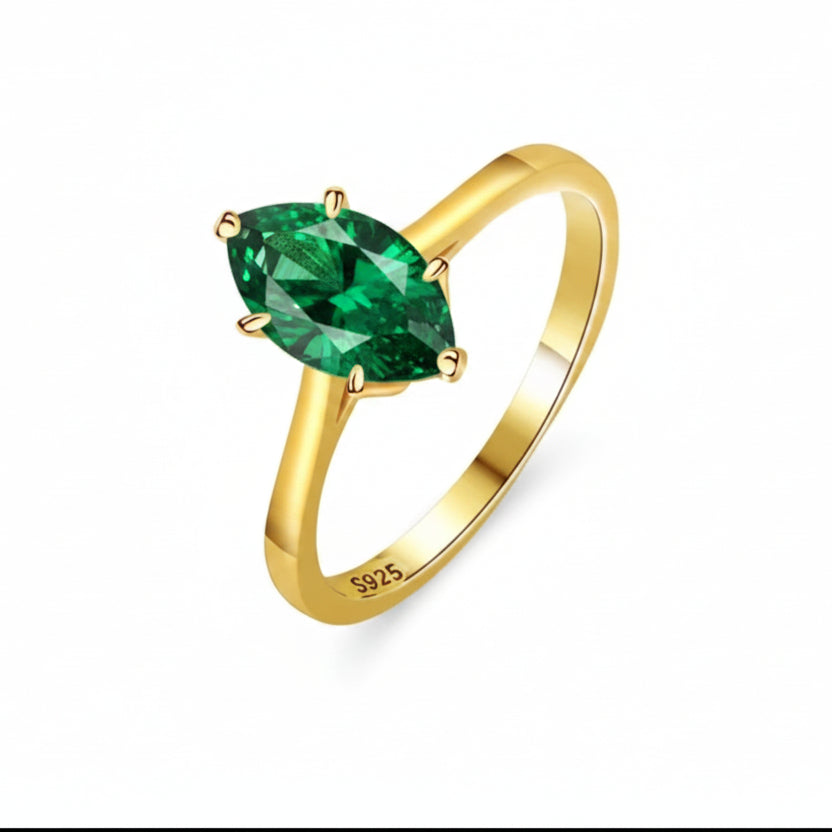 R031 Anillo plata Esmeralda  zirconia  enchapado en ORO