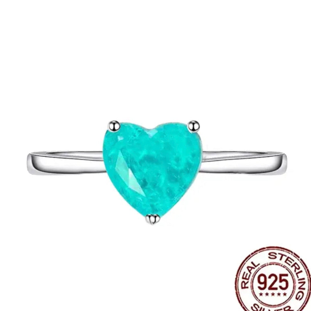 R083 Anillo plata con Turmalina corazón